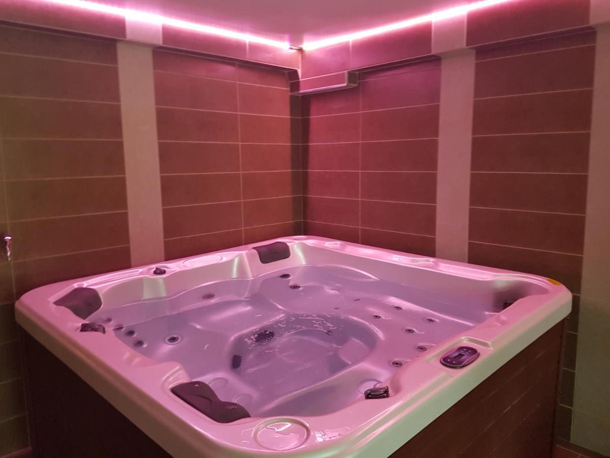 Kriszta Apartmanház Apartman Balatonlelle Kültér fotó