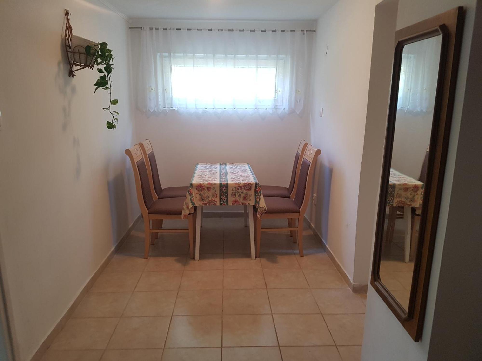 Kriszta Apartmanház Apartman Balatonlelle Kültér fotó