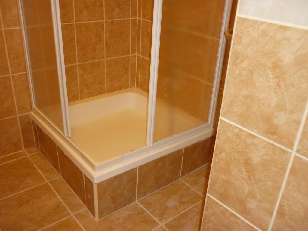 Kriszta Apartmanház Apartman Balatonlelle Kültér fotó